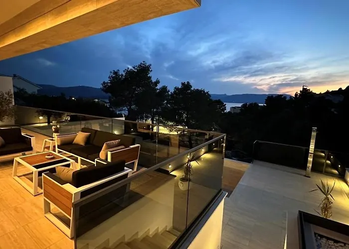 Hedonist Villa