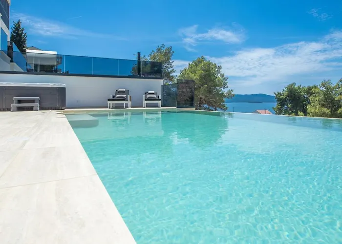 Villa Hedonist Komarna