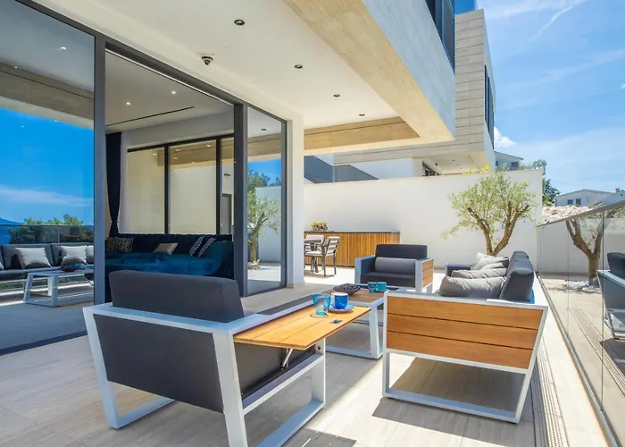 Villa Hedonist Komarna