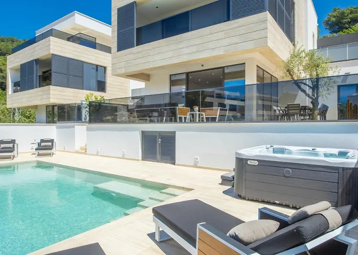 Villa Hedonist Komarna