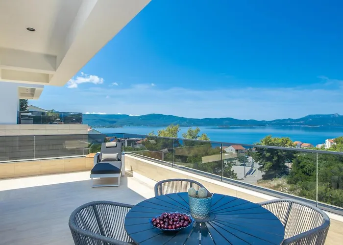 Hedonist Villa Komarna
