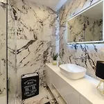 Villa Hedonist *