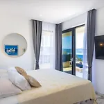 Hedonist Villa *