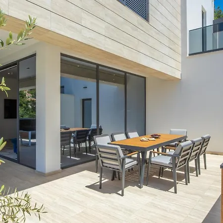 Villa Hedonist