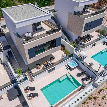Hedonist Villa