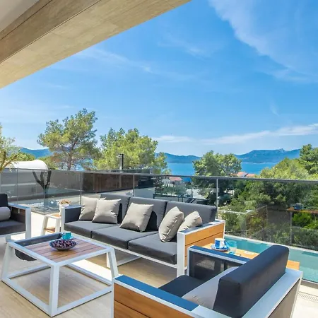 Hedonist Villa
